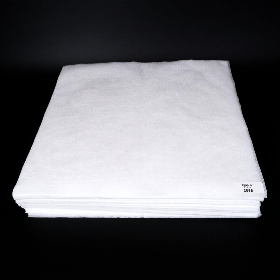 Pre-cuts - STIFFY 2055 white, 38x38cm (+/- 2%
), 250 sheets