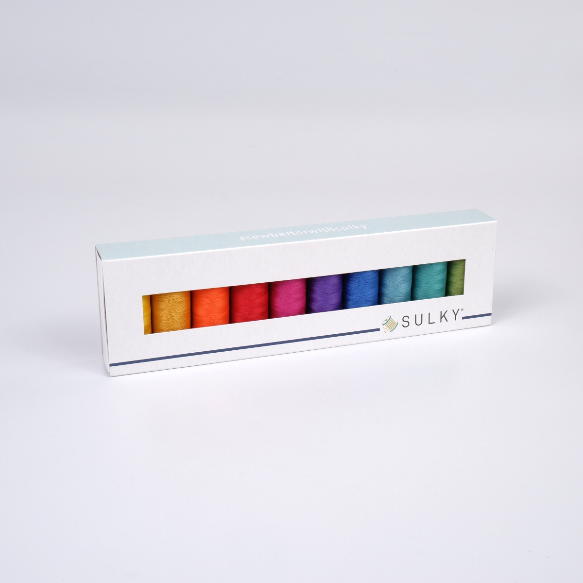 SULKY COTTON 50 - COLOUR WHEEL (10x
147m Snap Spulen) SULKY COTTON 50 - COLOUR WHEEL (10x
147m Snap Spulen)